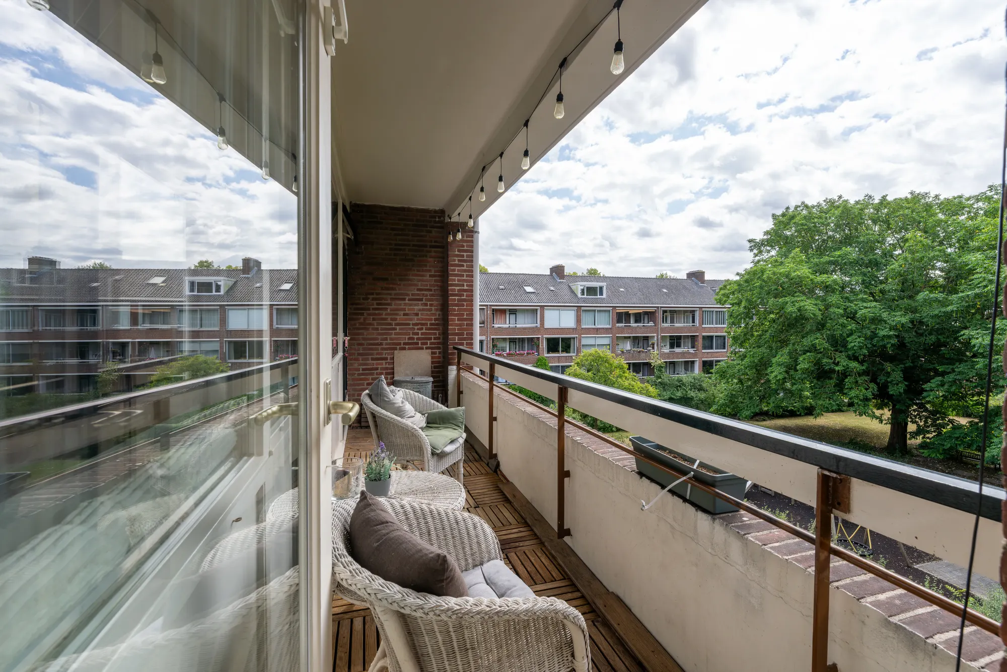Zeelandstraat 34 III, Amsterdam — trap naar bovenverdieping